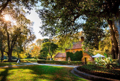 Cooks' Cottage - Mackay Tourism 2