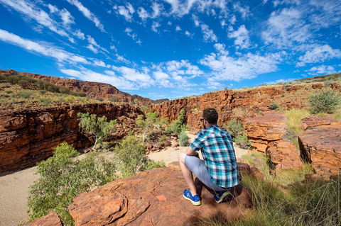 East MacDonnell Ranges - Mackay Tourism 0