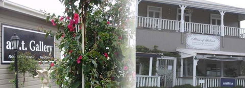 House Of Gabriel - Carnarvon Accommodation 0