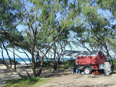 Inskip Peninsula Recreation Area - Whitsundays Tourism 0