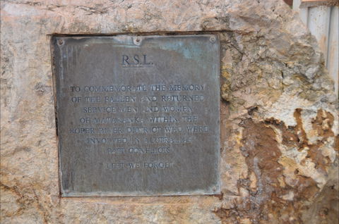 Mataranka War Memorial - Holiday Perth 1