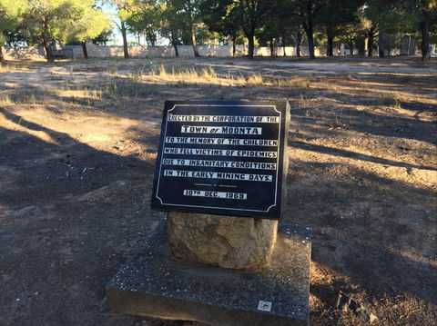 Moonta Cemetery Walks - Accommodation Brisbane 1
