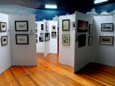 Pioneer Gallery (Working Art Space Sheffield) - Kawana Tourism 1