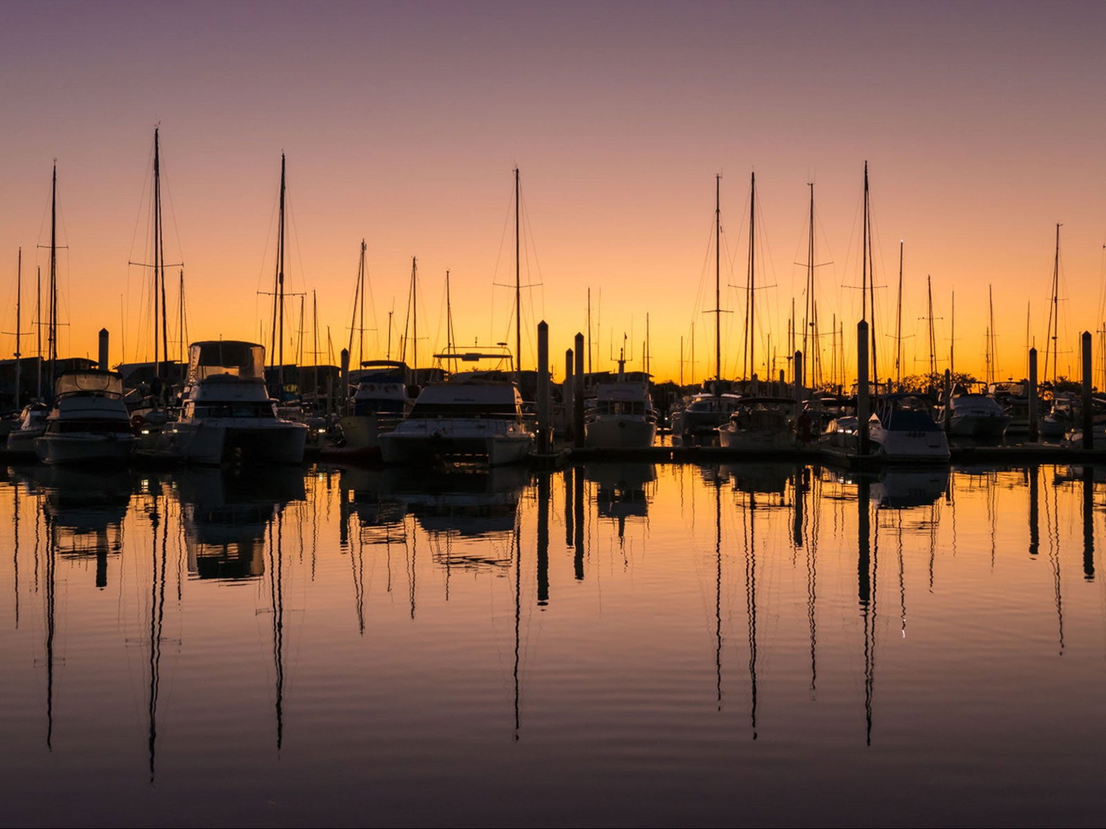 Rosslyn Bay Logo and Images