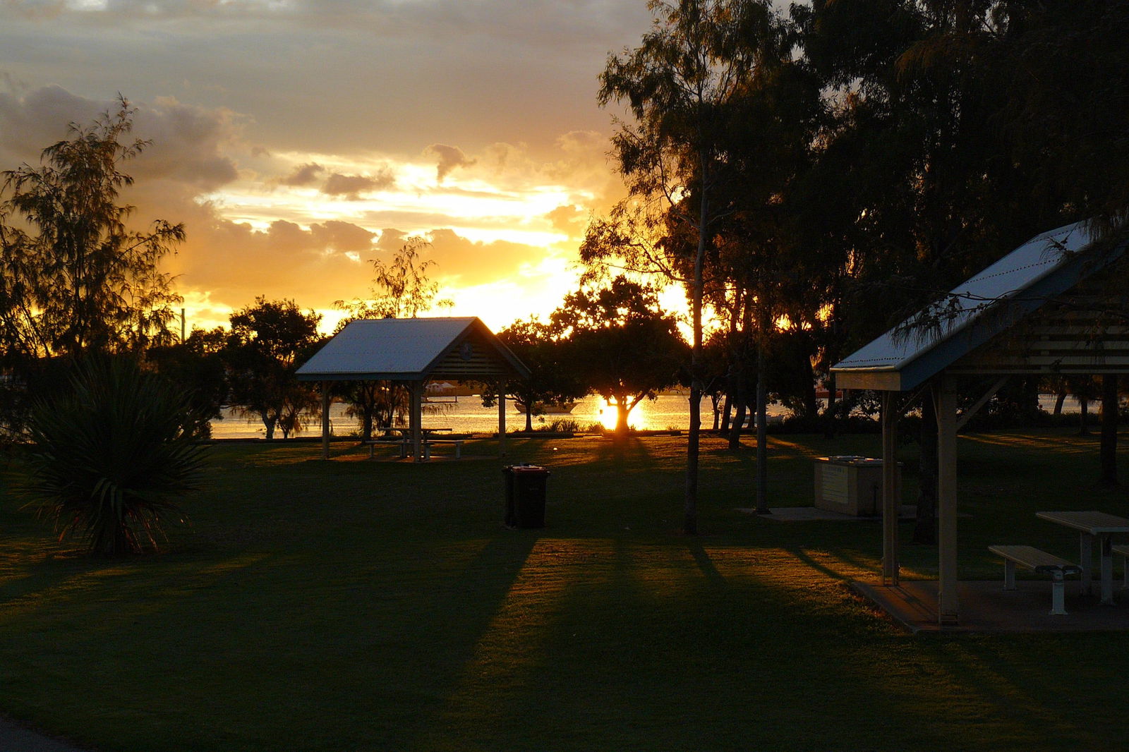Spinnaker Park Logo and Images