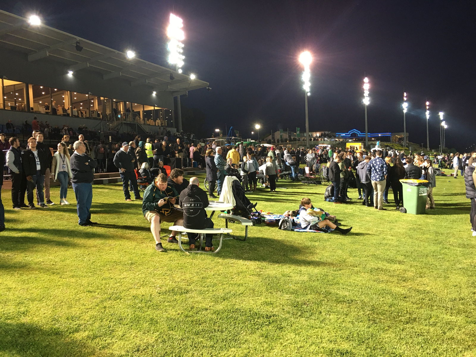 Cranbourne Greyhound Racing Club Logo and Images
