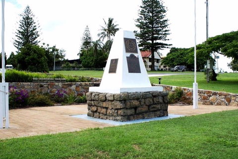 Dunwich War Memorial - Surfers Gold Coast 0