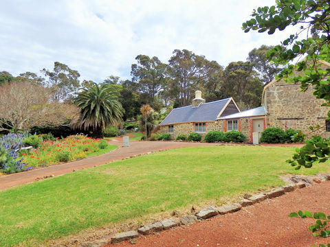 Strawberry Hill - Accommodation Tasmania 0