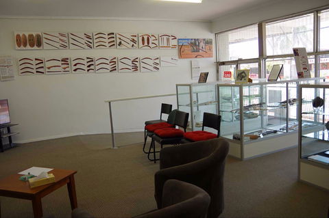 Dharriwaa Elders Group Exhibition Centre - Accommodation Noosa 2
