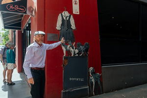 Lonely Planet Experiences: Alternative Melbourne Fitzroy Area Tour