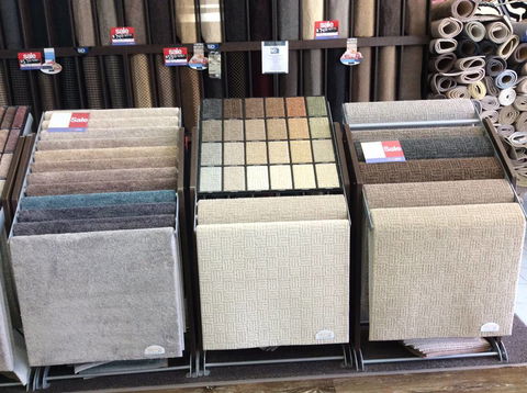 Carpet Court (Viaduct) - Car Shop 3