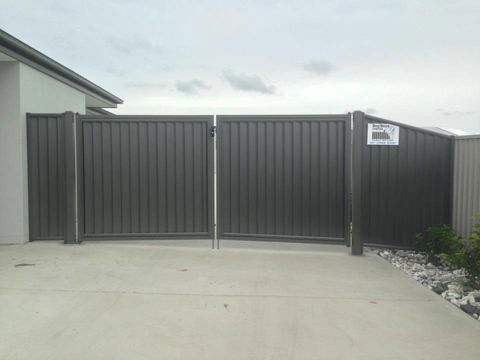 Dog Gone Fencing - Car Shop 0