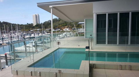 North Queensland Glass & Glazing - Car Shop 5
