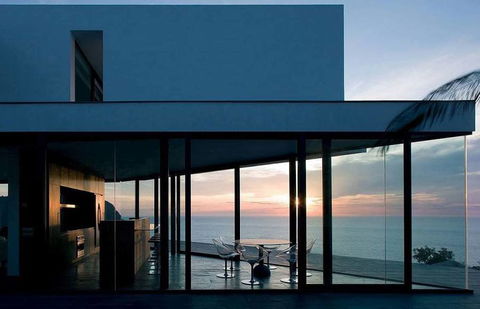 North Queensland Glass & Glazing - Car Shop 6