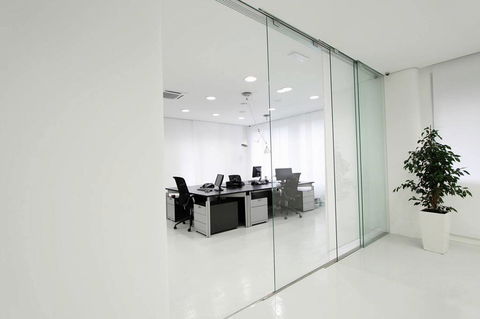North Queensland Glass & Glazing - Car Shop 7
