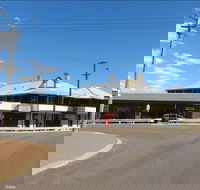 Northampton Motor Hotel - Car Shop