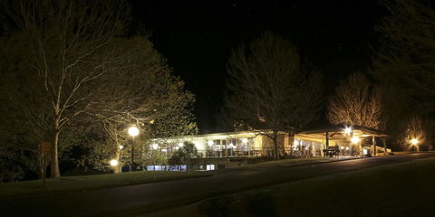The Sebel Pinnacle Valley - Car Shop 1