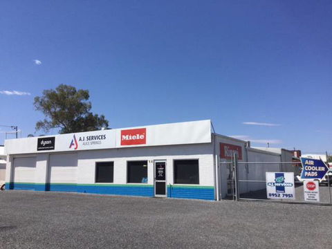 AJ Services - Car Shop 1