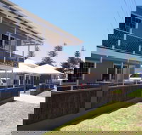 Clearwater Motel Apartments - Car Shop