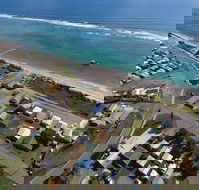 Horrocks Beach Caravan Park - Car Shop
