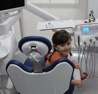 Vantage Dental - Car Shop