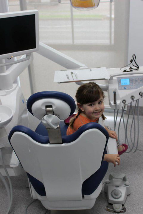 Vantage Dental - Car Shop 0