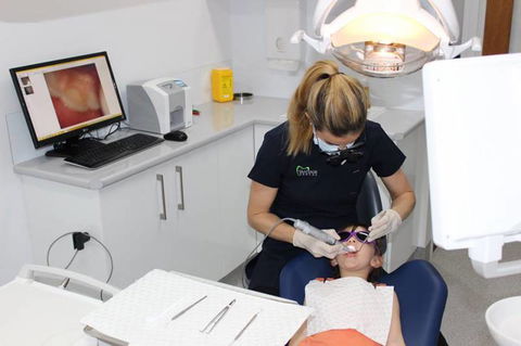Vantage Dental - Car Shop 2