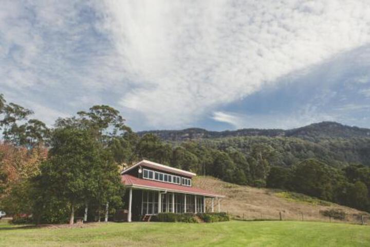 Willabrook Retreat Mojo Cottage Romantic escape