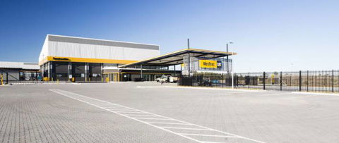 Olympic Fencing - Car Shop 1