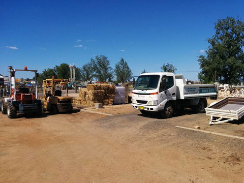 Riverside Garden Centre Dubbo - Car Shop 0