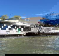 Houseboat Heaven - Car Rental