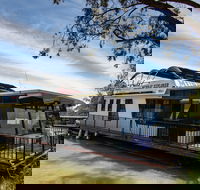 Quality Houseboats