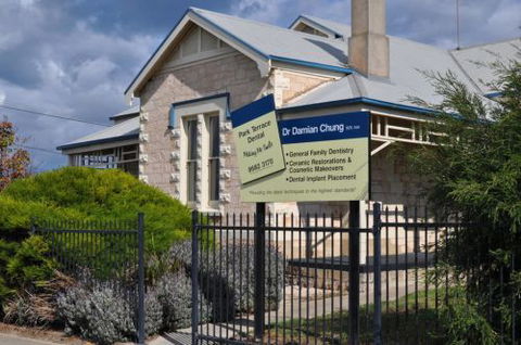 Park Terrace Dental - Dr Damian Chung - Port Lincoln - Cairns Dentist 1