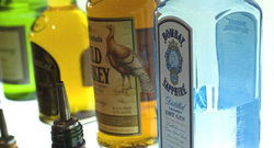 Key Largo Bar & Bistro - Whitsundays Tourism 1