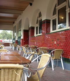 Kalamunda Hotel - Victoria Tourism 1