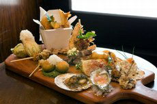 Riverview Hotel - Whitsundays Tourism 1