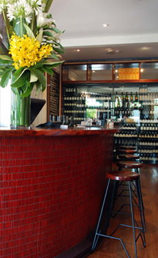 Riverview Hotel - Whitsundays Tourism 3