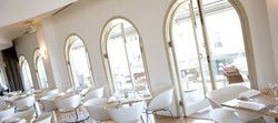 Drift Bar In Ravesis - YWait Travel 1