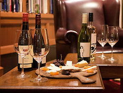 Grand Hotel Melbourne - Whitsundays Tourism 3