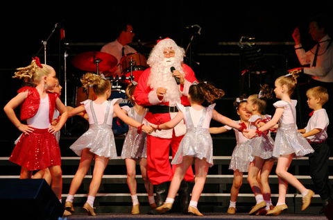 Albury Carols By Candlelight - Bundaberg Accommodation 2