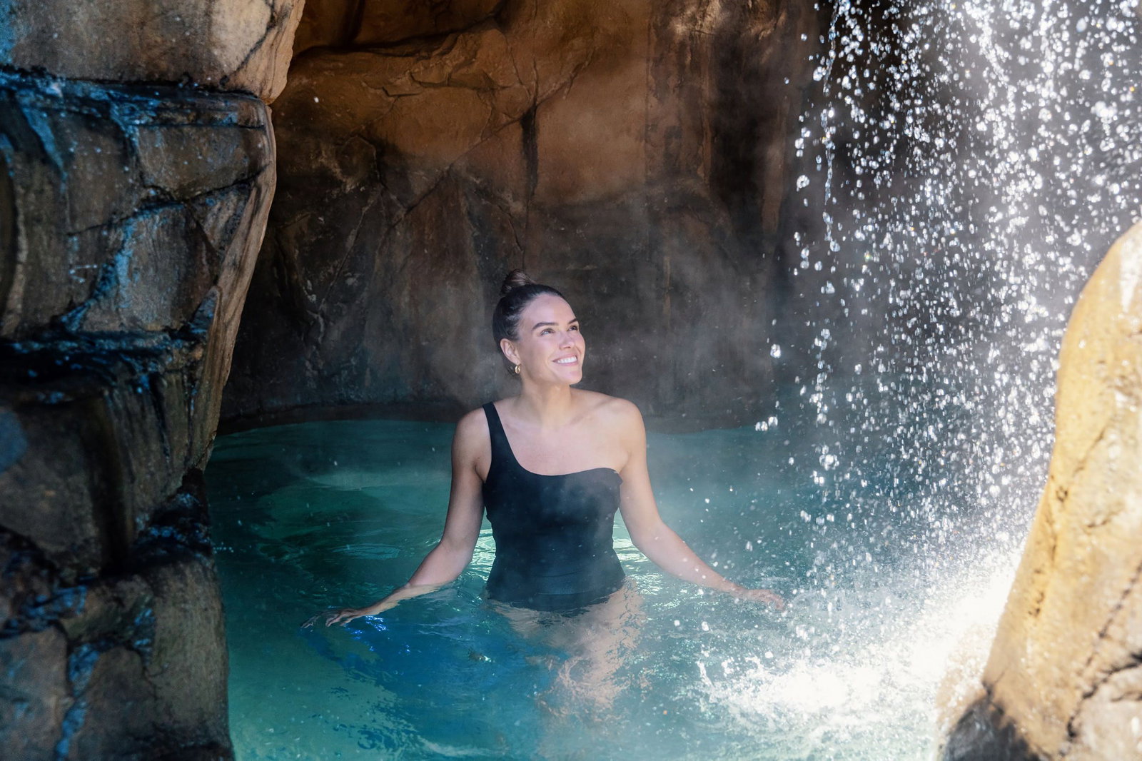 Winter Bliss - Deep Blue Hot Springs Warrnambool Logo and Images