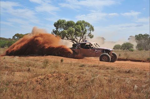 CanAm Loveday 400 Off-Road Race - Pubs and Clubs 0