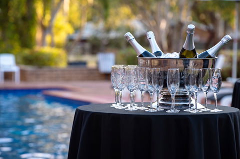 Christmas Day Lunch At DoubleTree By Hilton Alice Springs - Accommodation Australia 2