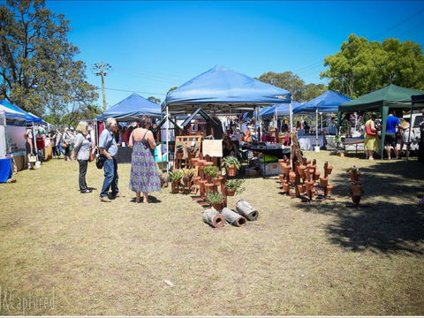 Luddenham Country Market - Whitsundays Tourism 0