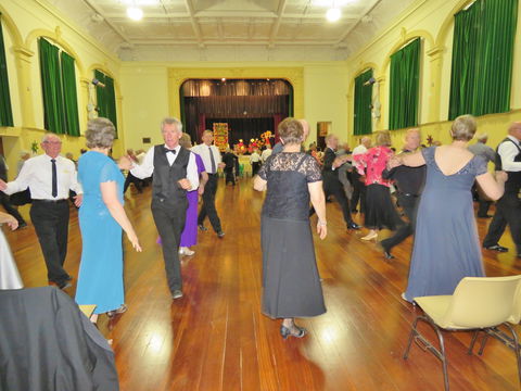 Old Style/New Vogue Dance Practice/Lessons - Holiday Jervis Bay 1