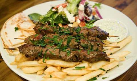 Nikos Restaurant Bar - YWait Travel 3