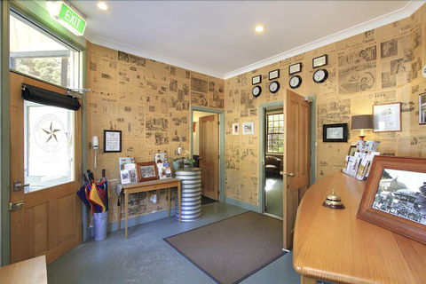 Walhalla's Star Hotel - Holiday Melbourne 3