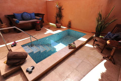 Bali Hai Resort & Spa - Victoria Tourism 3