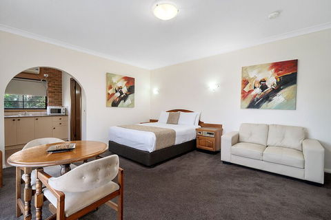 Heritage Motor Inn Corowa - Holiday Sydney 5