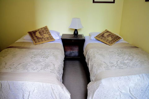 Knightsbridge Apartments - Accommodation Find 7